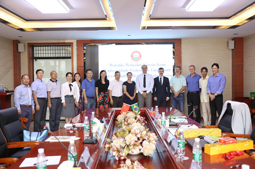 https://news.hunau.edu.cn/zhyw/201910/W020191001703948693651.jpg